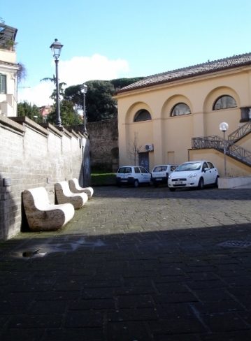 DSC04181 (375x500).jpg